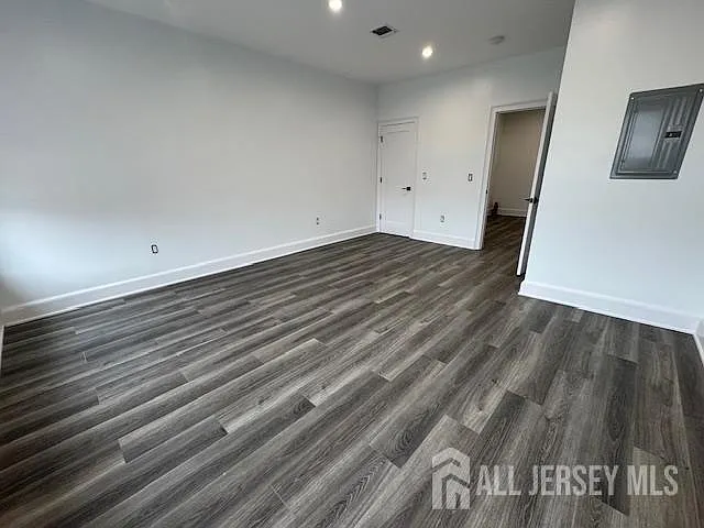 16 North Ave W — Photo 7