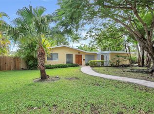15715 SW 87th Ct, Palmetto Bay, FL 33157