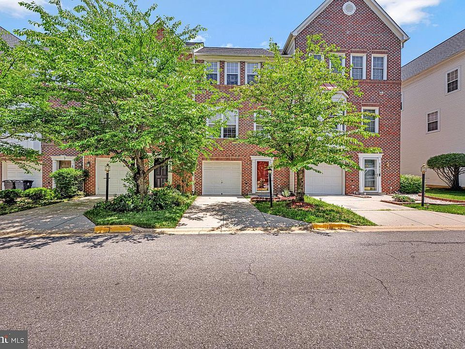 1st image of 1815 Spanish Oak Ln
