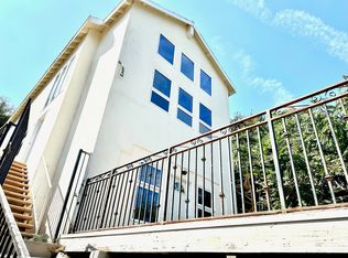 2006 Sunflower Ave, Los Angeles, CA 90039