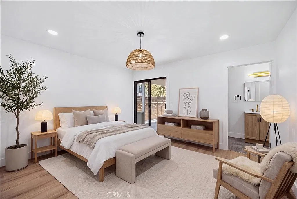 3 bed, 1500 sqft, $5,900 — Photo 2