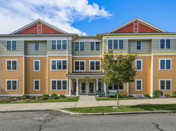 74 Village Hill Rd Unit W3n, Northampton, MA 01060