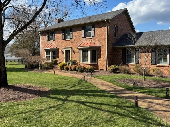 2527 Lear Ct, Murfreesboro, TN 37129