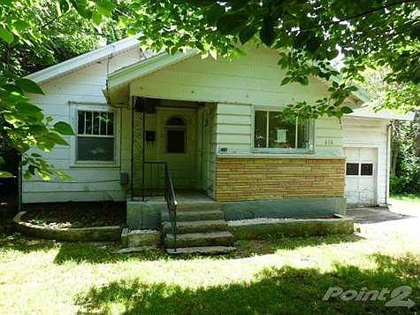 This house has 1,045 square feet of living space! Real Estate Investors are eligible to submit offer