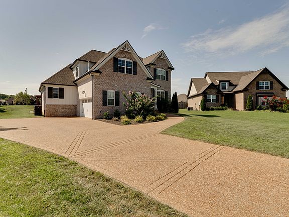 4th image of 107 Sundown Cir