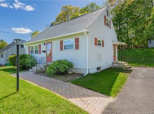 25 Broadview Pkwy, Middletown, CT 06457