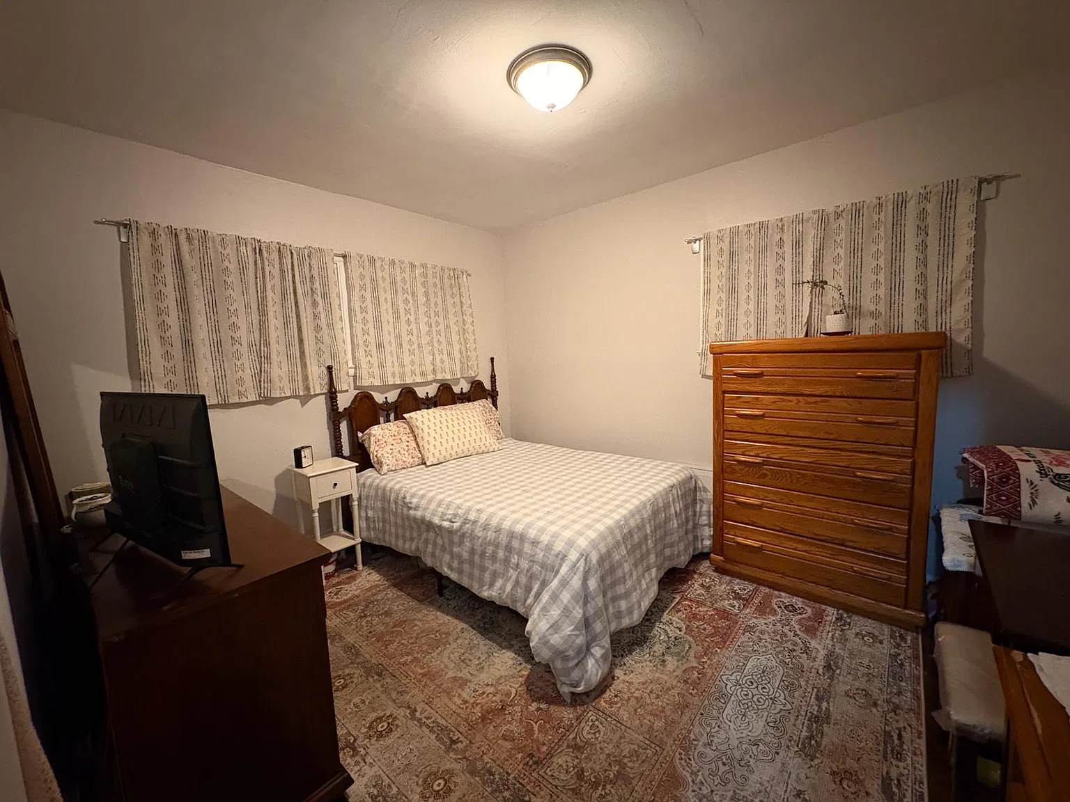 3 bed, 912 sqft, $2,750 — Photo 4