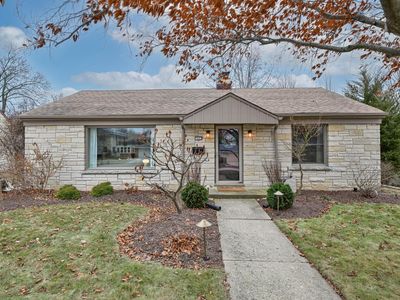 7423 Wellauer DRIVE, Wauwatosa, WI, 53213