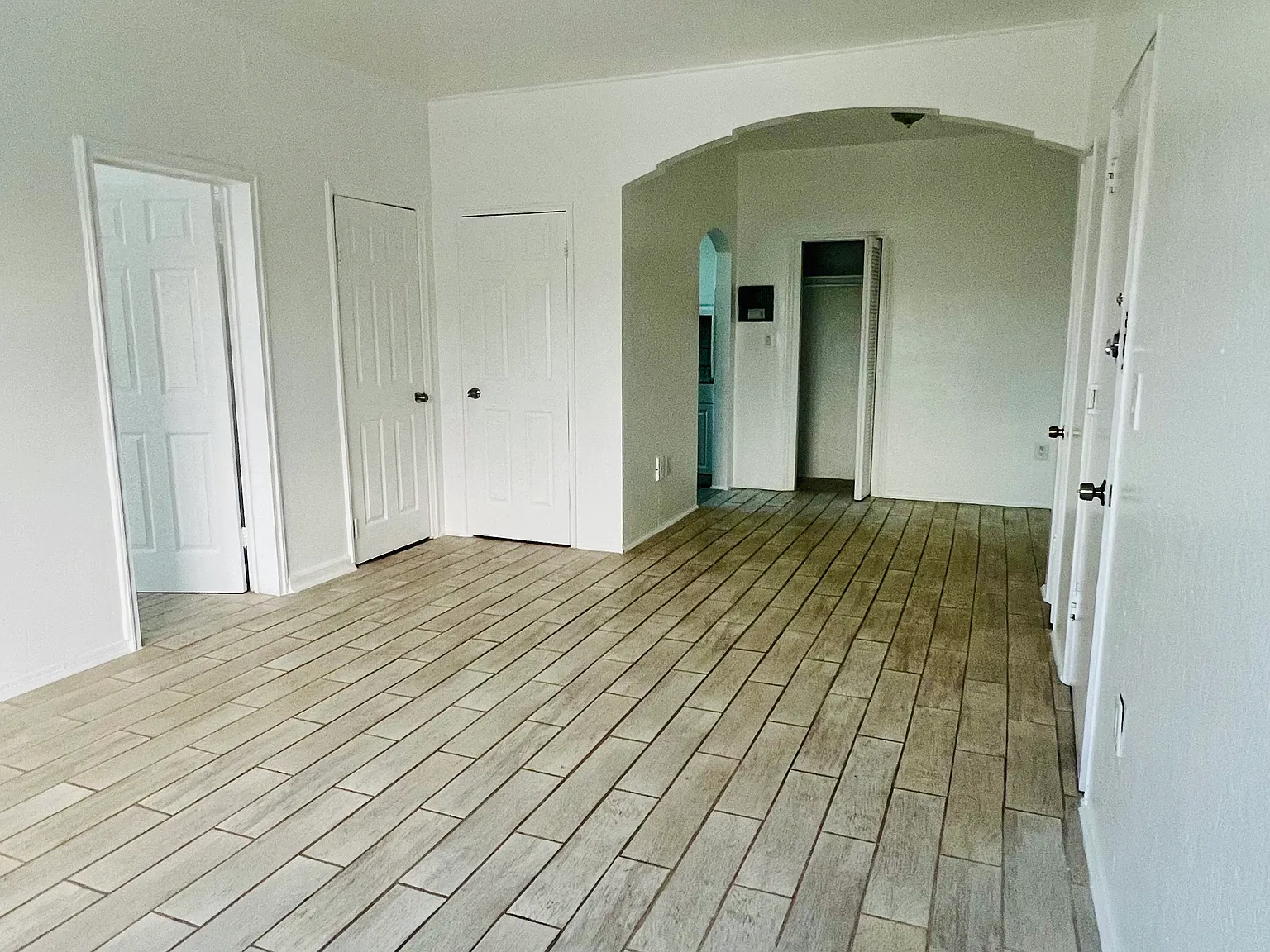 1 bed, 720 sqft, $1,700 — Photo 3
