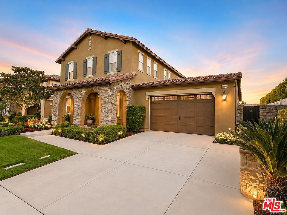 1st image of 32550 Guadagno Dr