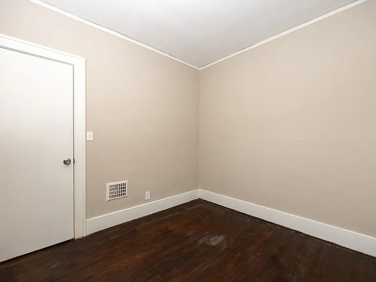 3209 & 3211 Pasadena, Detroit, MI, 48238 — Photo 14