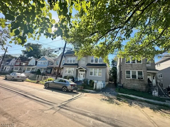 121 Smith St #4, Newark City, NJ 07106