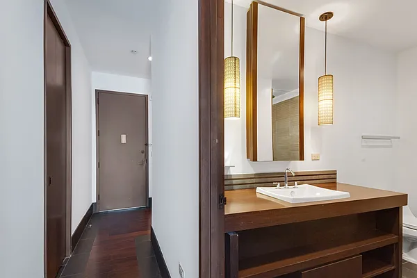 Rented by BARNES New York | media 27