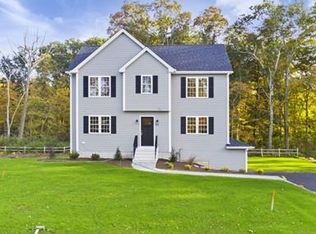 149 Oak Hill Ave, Seekonk, MA 02771