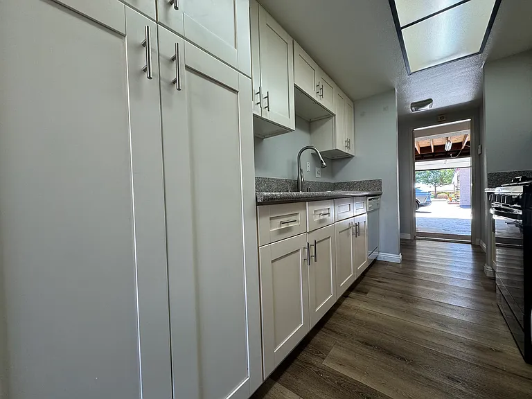 2154 Basswood Ct — Photo 7