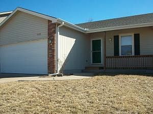 2nd image of 4606 Crystal Dr