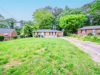 1753 Thomas Ter, Decatur, GA, 30032