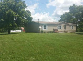 342 Mount Zion Ln, Mc Ewen, TN 37101