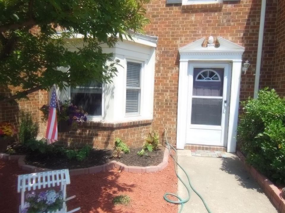 1st image of 5763 Rivermill Cir