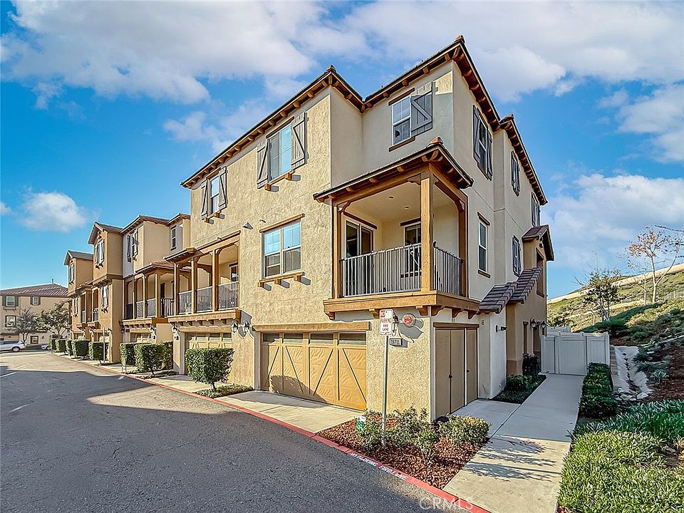 1st image of 26711 Lexington Ln