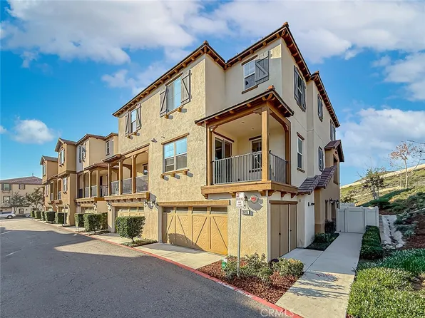 26711 Lexington Ln, Santa Clarita, CA 91350