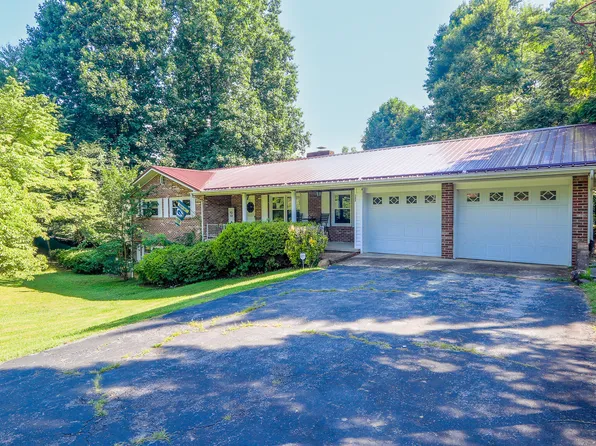 127 Independence Ln, Elizabethton, TN 37643