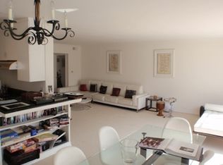 9480 Charleville Blvd APT 7, Beverly Hills, CA 90212