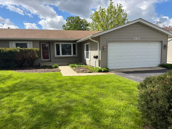 565 Gateshead S, Elk Grove Village, IL 60007