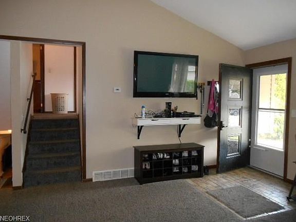 4th image of 34215 Joseph Ct