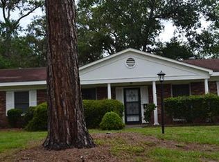 2204 N Parkwood Dr, Savannah, GA 31404