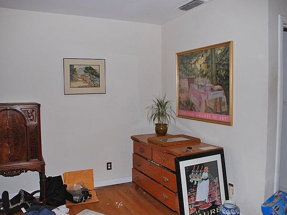 3rd image of 3709 French Ave