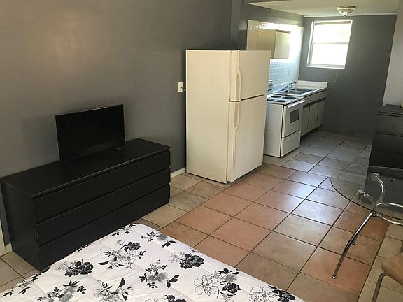 2nd image of 6730 Old Dixie Hwy APT 3