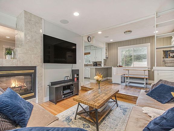 2nd image of 36 W 27th St