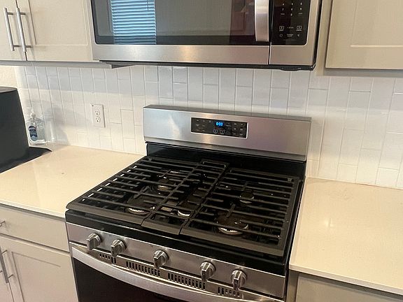 3rd image of 109 Scarborough Way