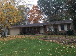 6296 Eagle Ridge Dr, Kalamazoo, MI 49004