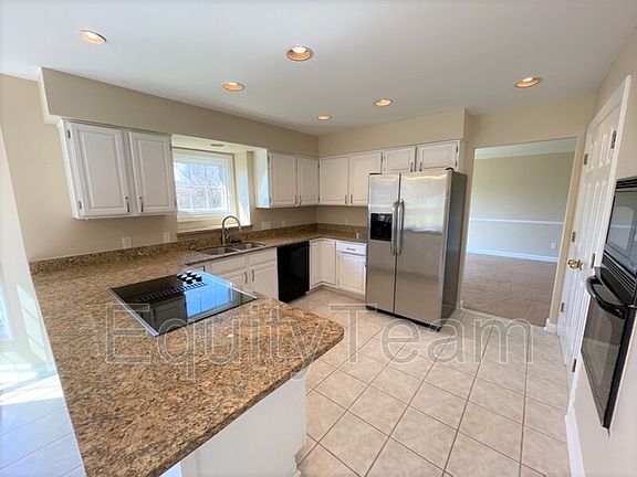 4th image of 10380 Giverny Blvd