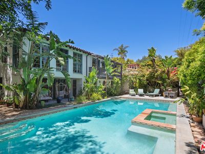 350 N Cliffwood Ave, Los Angeles, CA, 90049