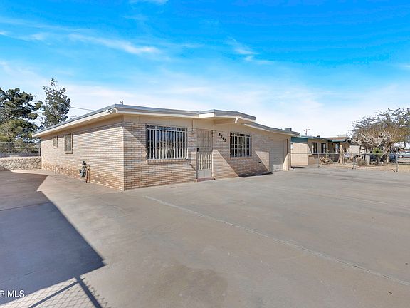 3rd image of 8042 Broadway Dr
