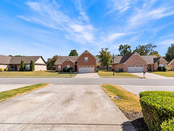 5th image of 3023 Joseph Dr