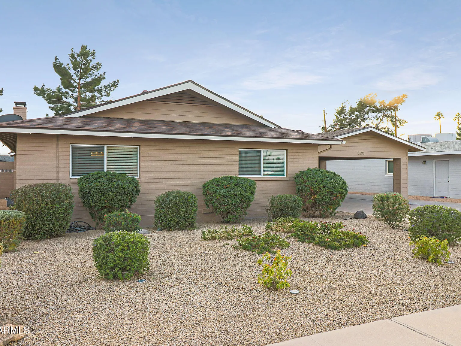 5 bed, 3.0 bath, 2050 sqft, $4,500 — Photo 1