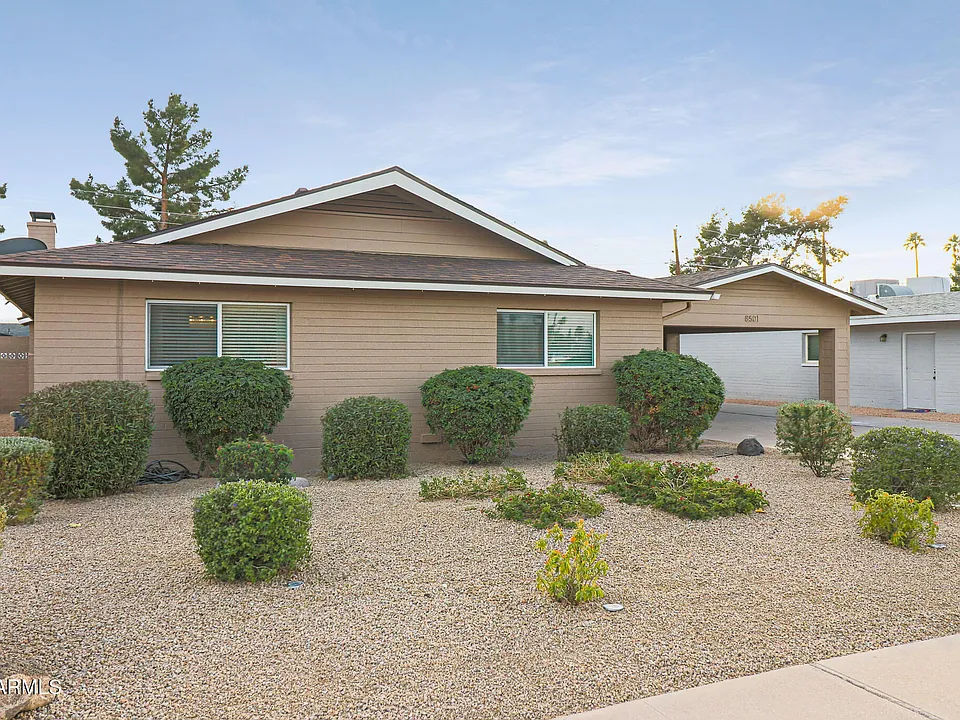8501 E Jackrabbit Rd
