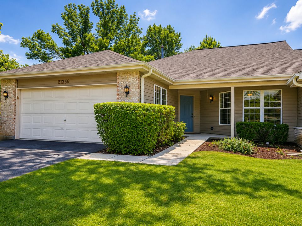 1st image of 21359 Silktree Cir
