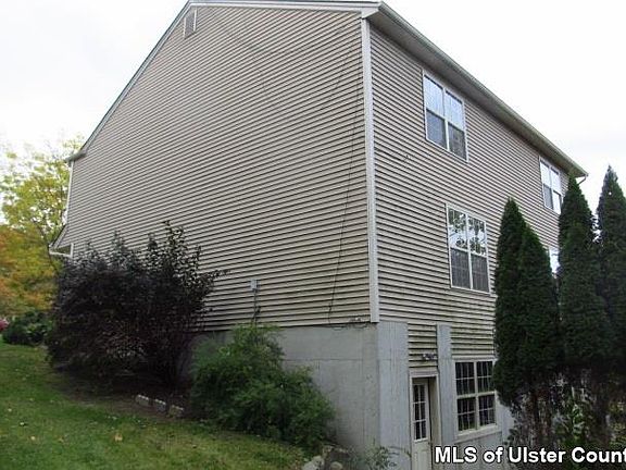 2nd image of 218 Sterling Pl