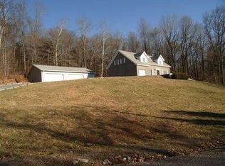 252 Cedar Point Rd, Bumpus Mills, TN 37028