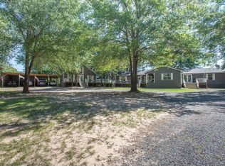 3198 Little Red Rd, Athens, TX 75752