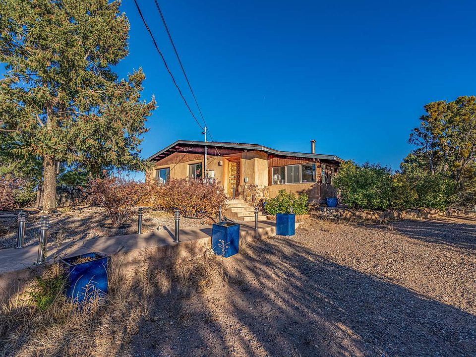1st image of 51 Paseo Galisteo