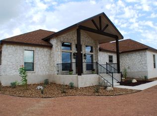 115 Briarwood Cir, Bandera, TX 78003