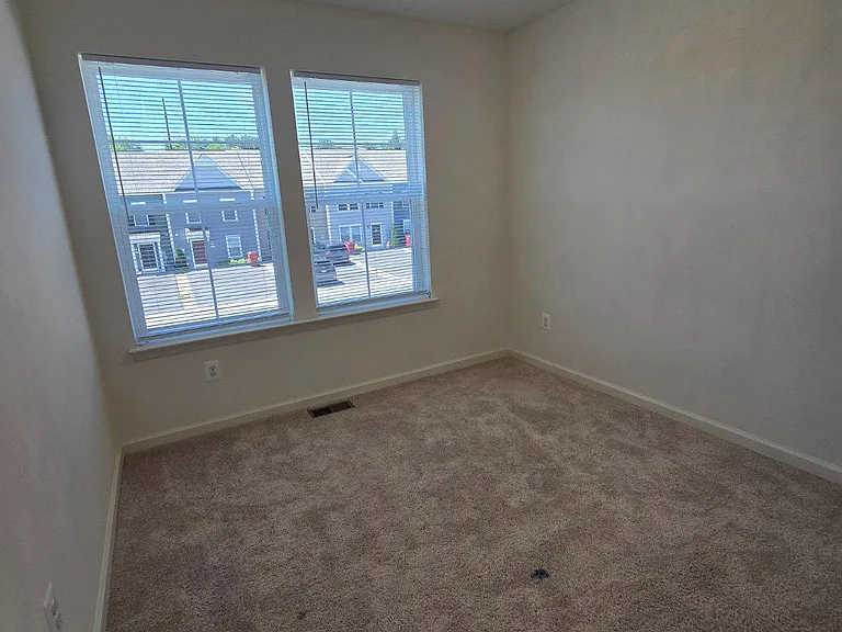 12 Pitch Pine Ct — Photo 26