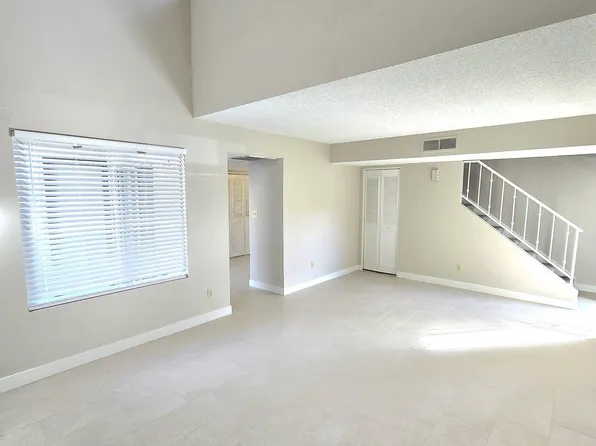 6821 S JENTILLY Lane, Tempe, AZ 85283