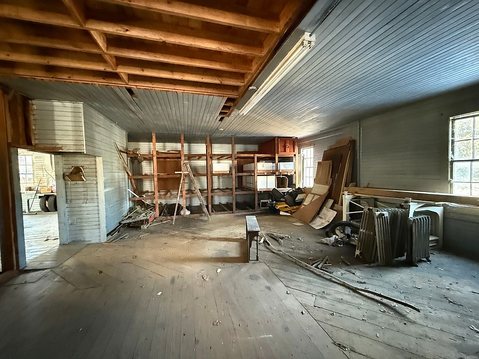 37th image of this home